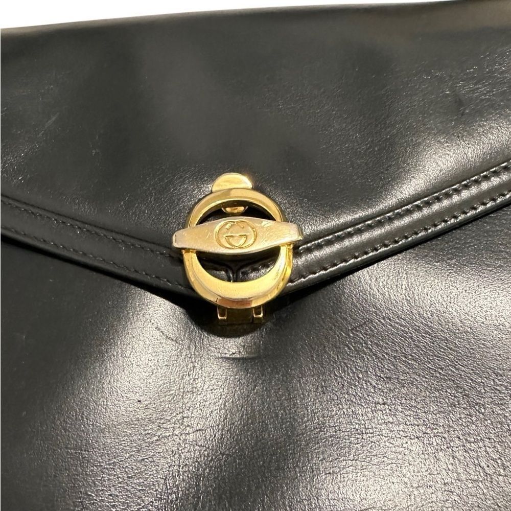 Gucci Black Leather Shoulder Bag with Gold Hardware - Picture 6 of 13